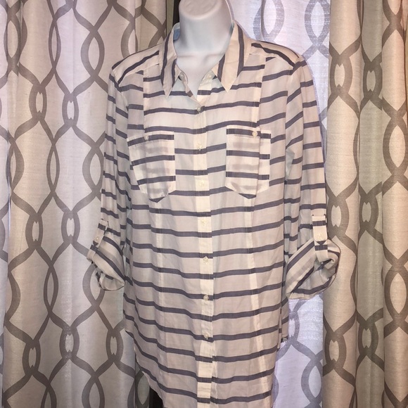 Lane Bryant Tops - Lane Bryant Light Weight Button Down Shirt - SZ 18